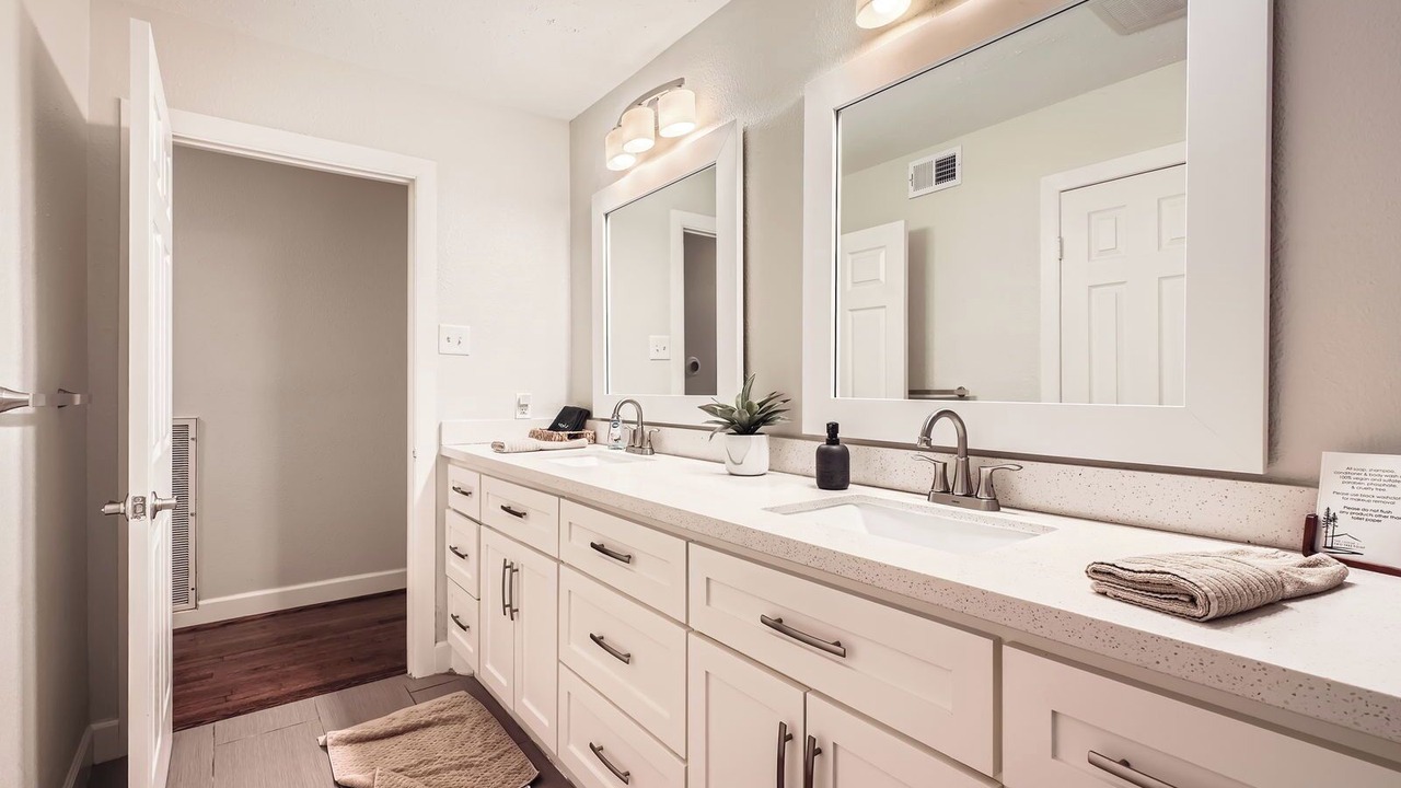 Photo of Bathroom in Braeswood Place