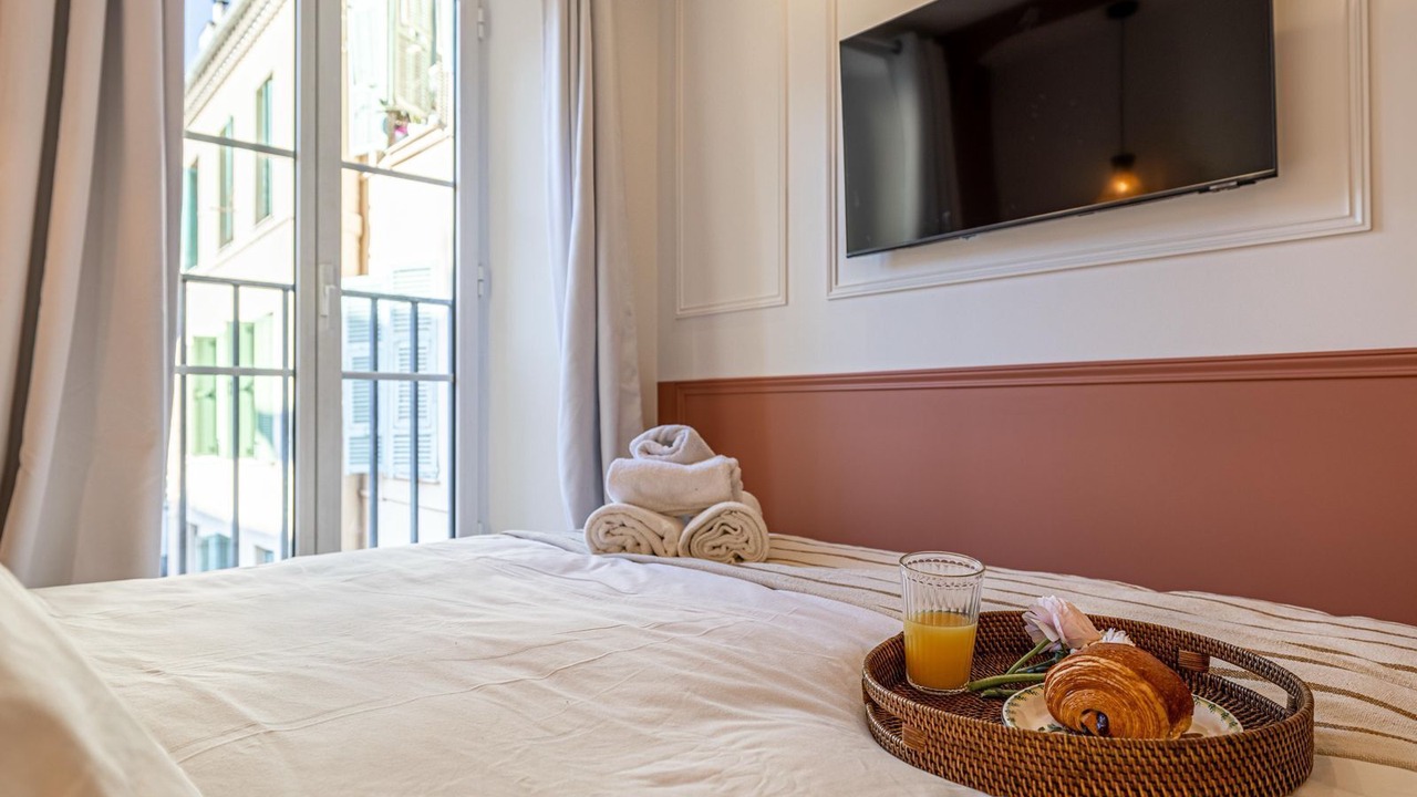 Photo of Bedroom in Jean-Medecin