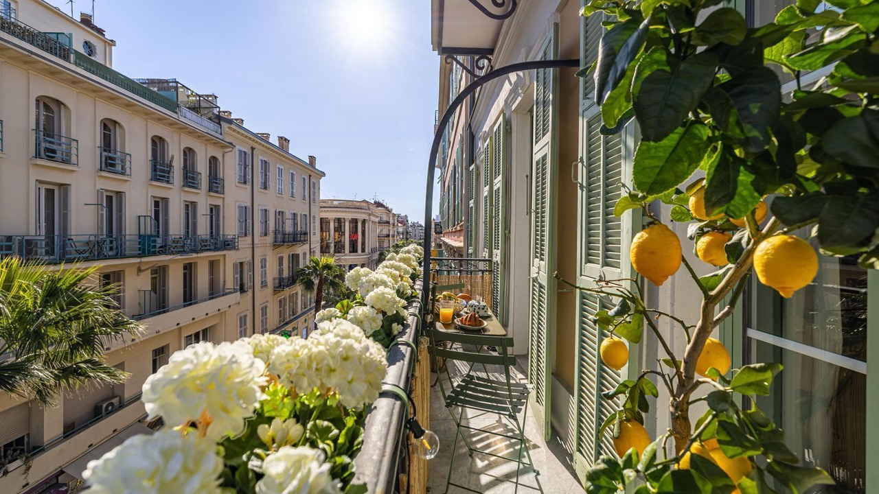 Photo of Outdoor in Jean-Medecin