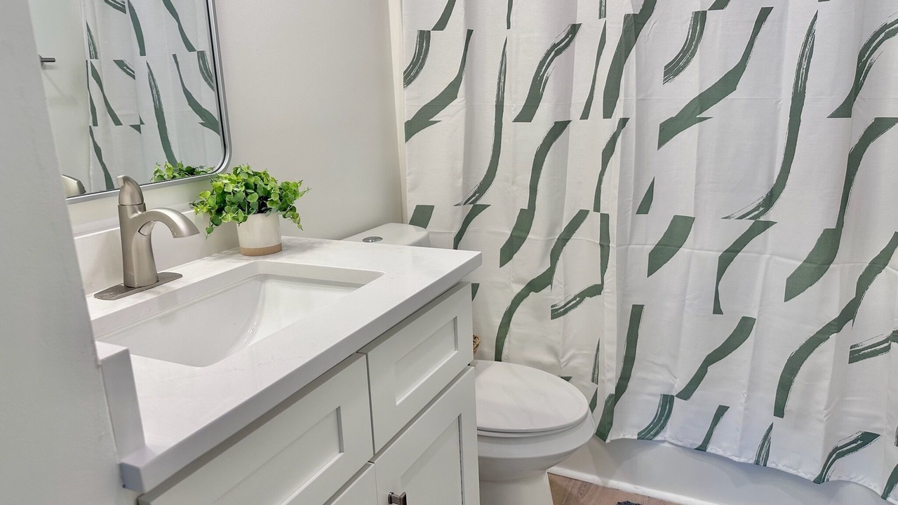 Photo of Bathroom in Pine Knoll Shores