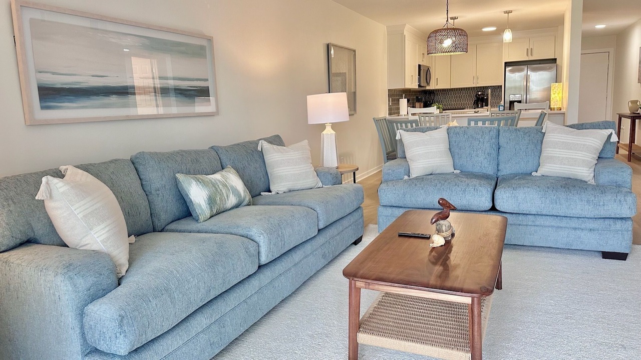 Photo of Livingroom in Pine Knoll Shores