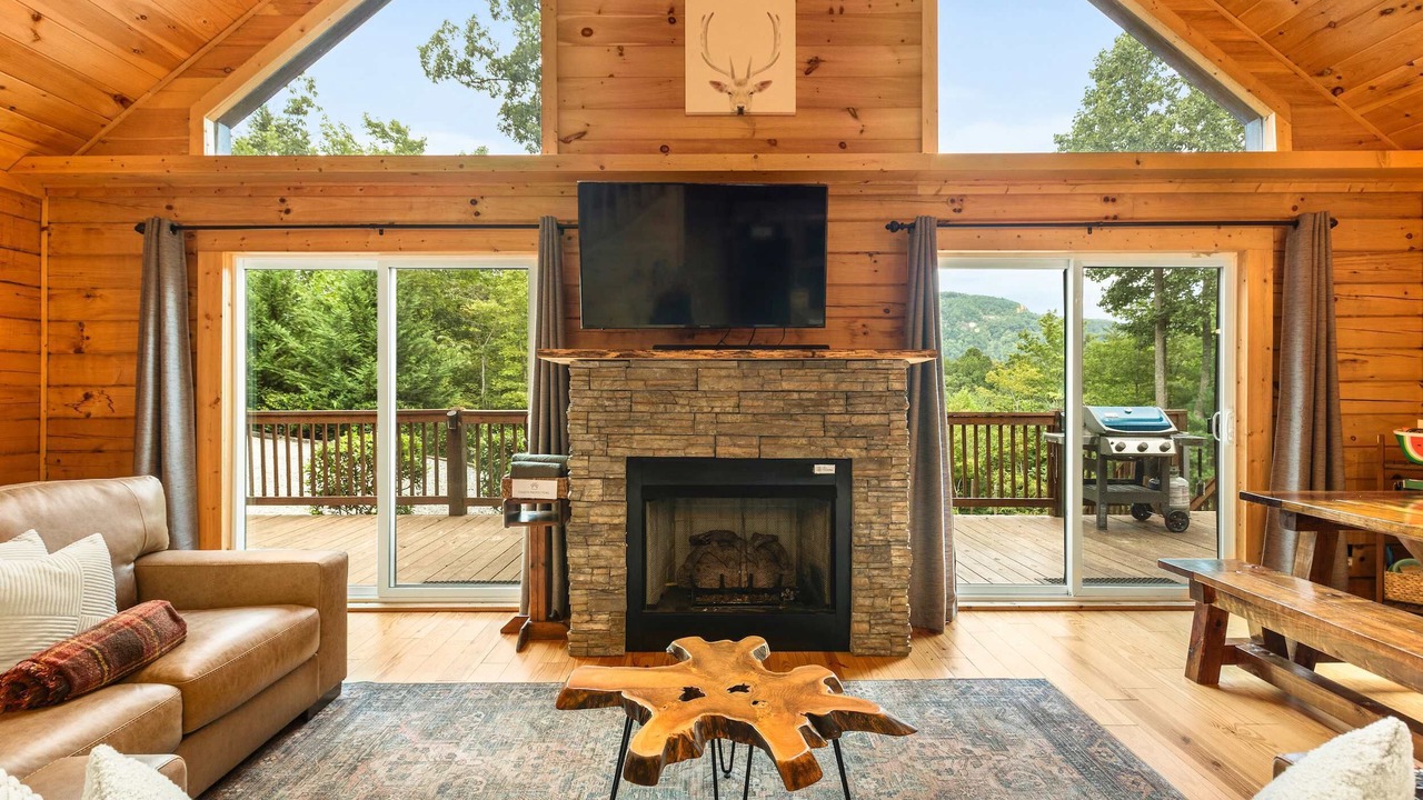 Photo of Livingroom in Lake Lure