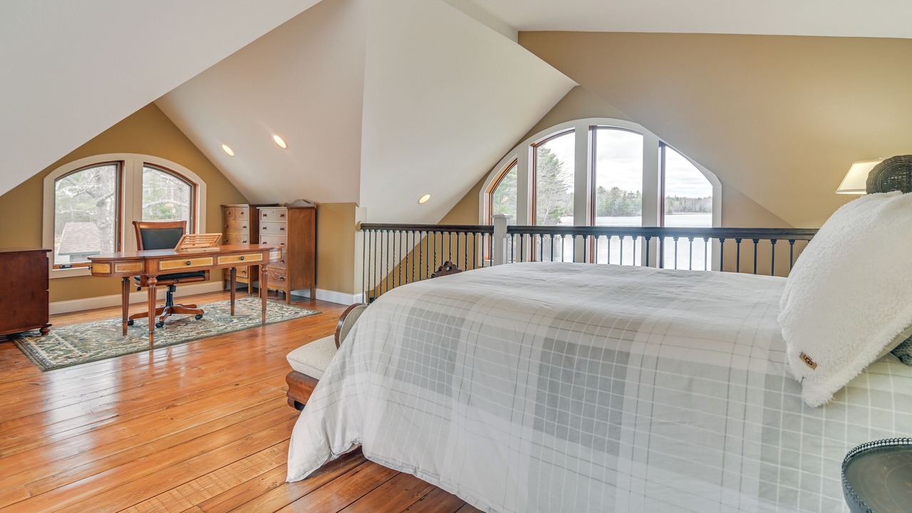 Photo of Bedroom in Eddington