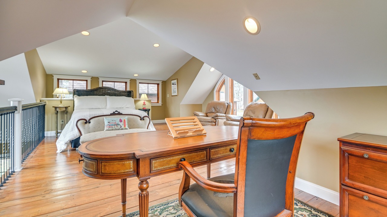 Photo of Bedroom in Eddington