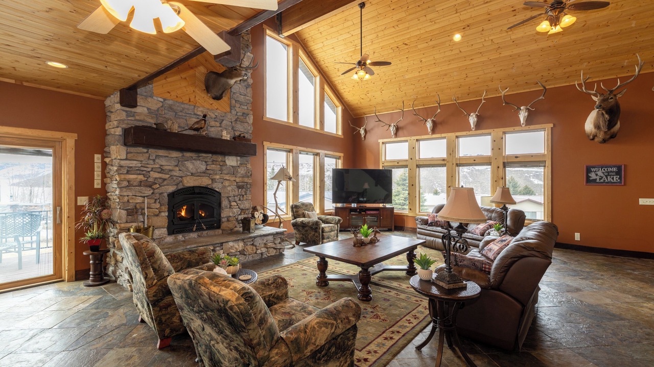 Photo of Livingroom in Helper