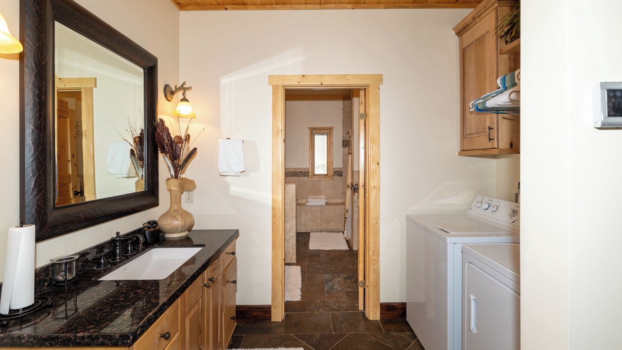 Photo of Bedroom in Helper
