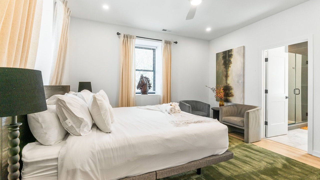 Photo of Bedroom in Downtown Columbus