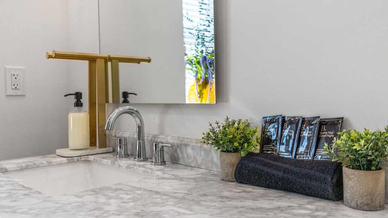 Photo of Bathroom in Downtown Columbus