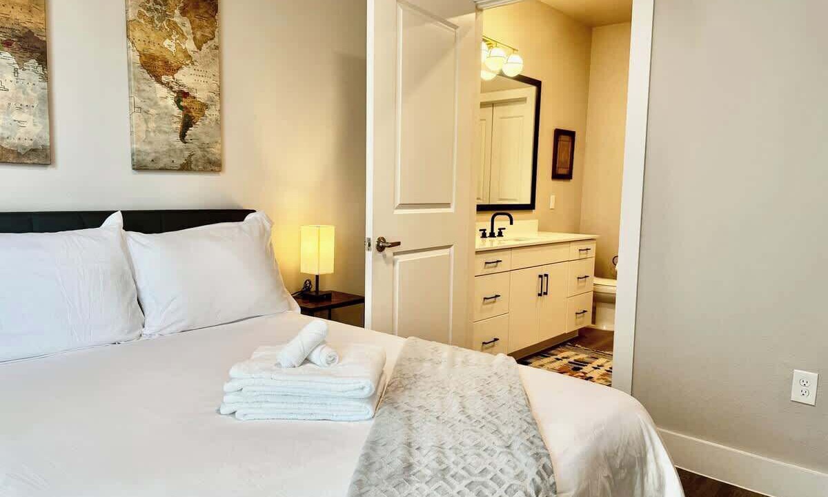Photo of Bedroom in McNeil