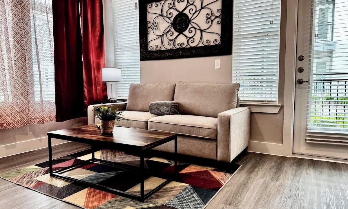 Photo of Livingroom in McNeil