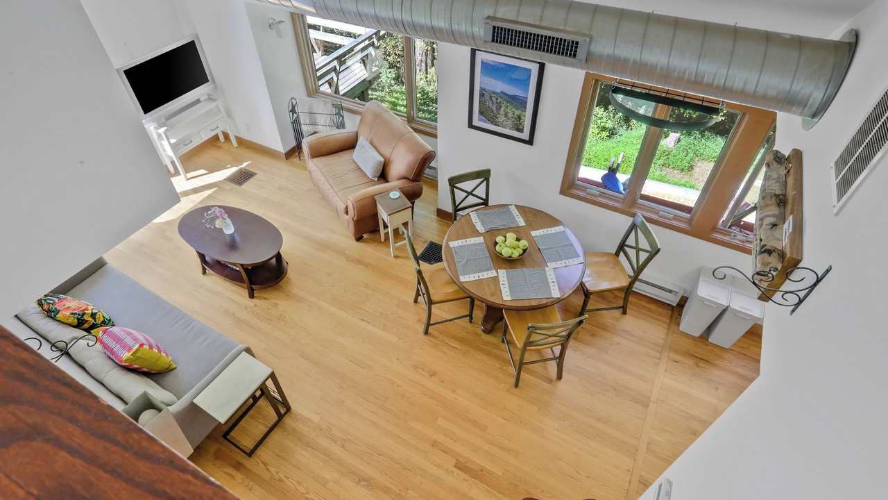 Photo of Livingroom in New Paltz