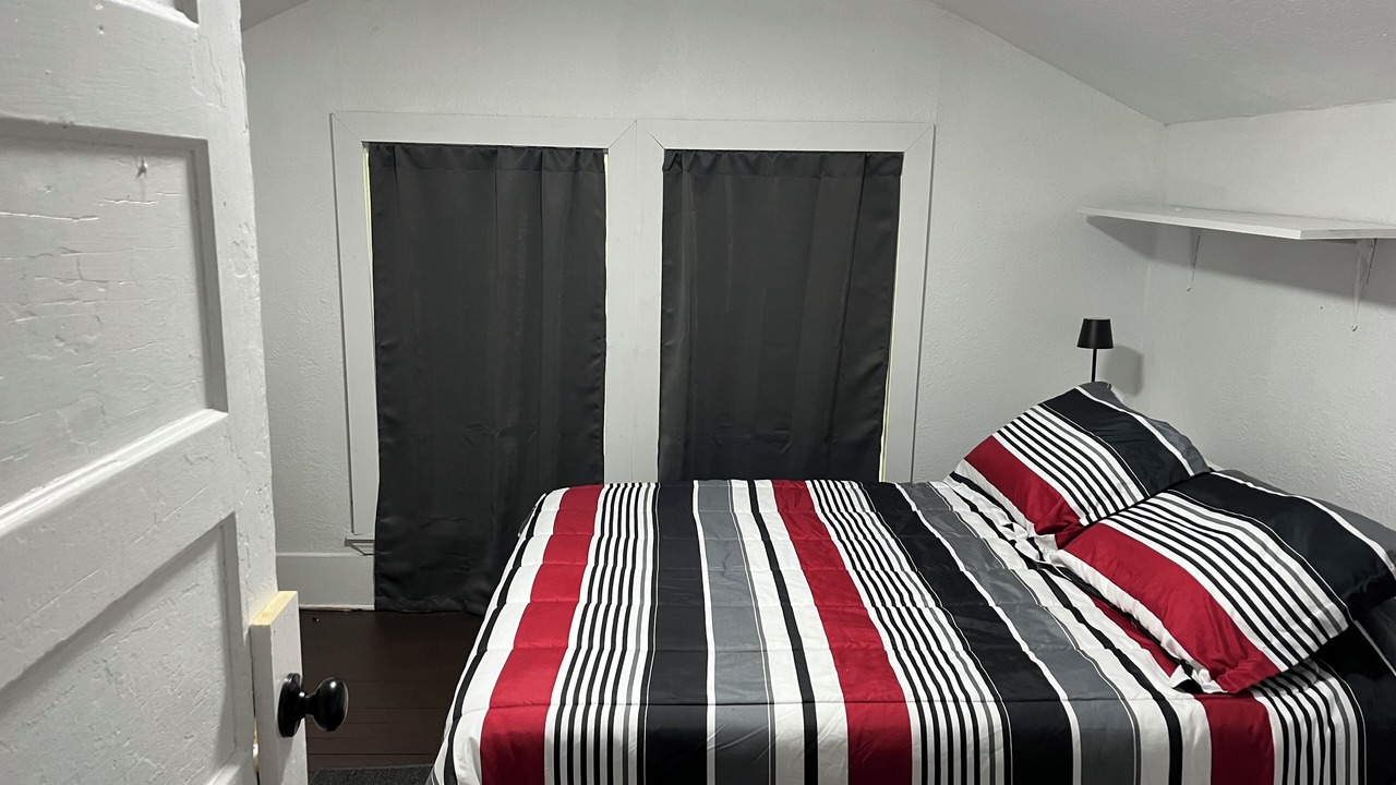 Photo of Bedroom in Taft