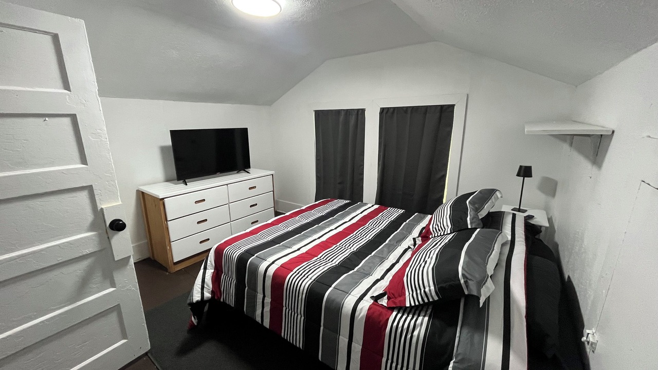 Photo of Bedroom in Taft