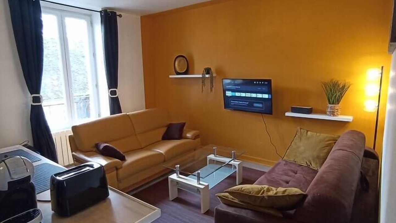 Photo of Livingroom in Saint-Amand-en-Puisaye