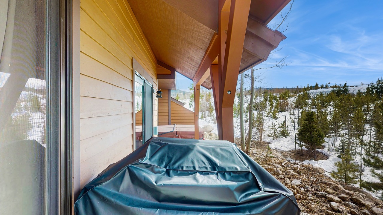 Photo of Outdoor in Bear Crossing