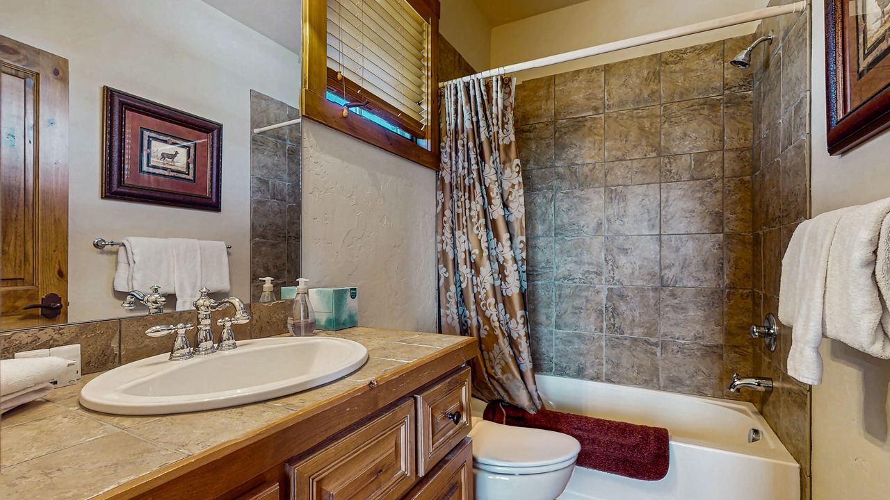 Photo of Bathroom in Bear Crossing