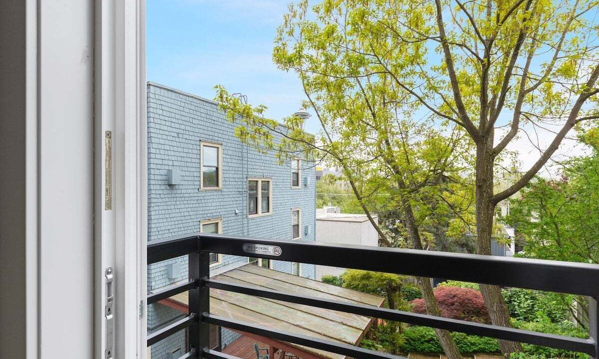 Photo of Outdoor in Lower Queen Anne