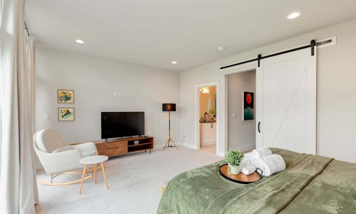Photo of Bedroom in Lower Queen Anne