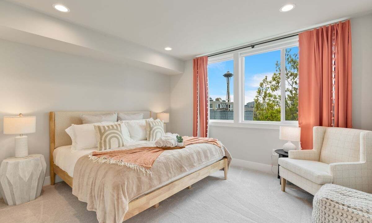Photo of Bedroom in Lower Queen Anne