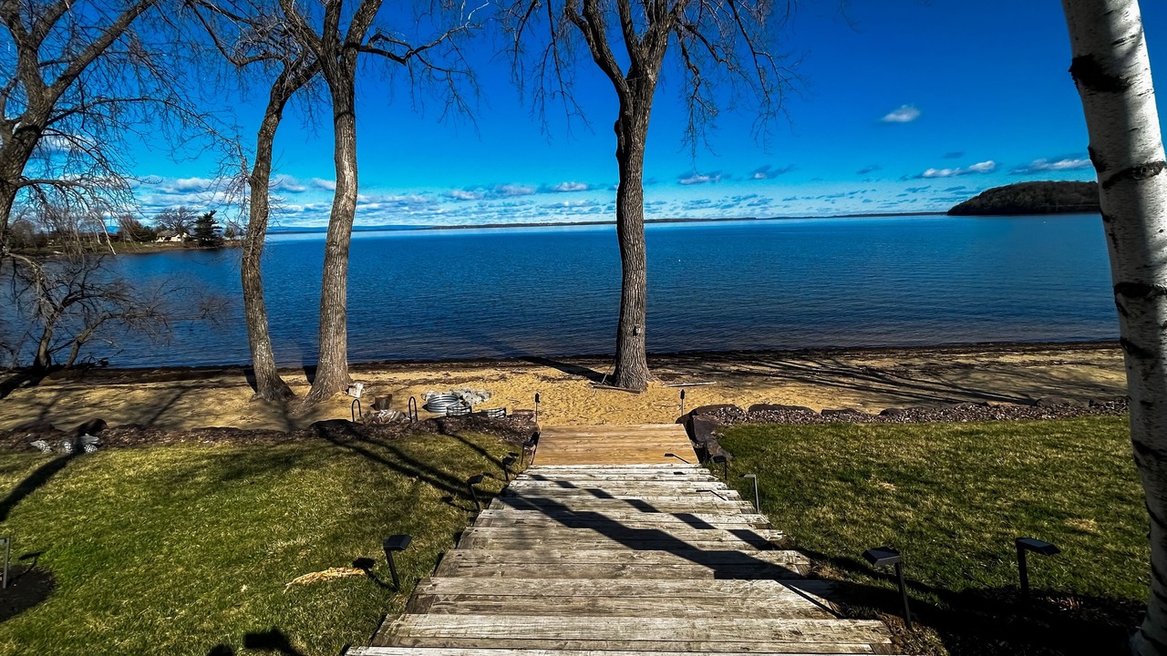 Photo of Others in Malletts Bay