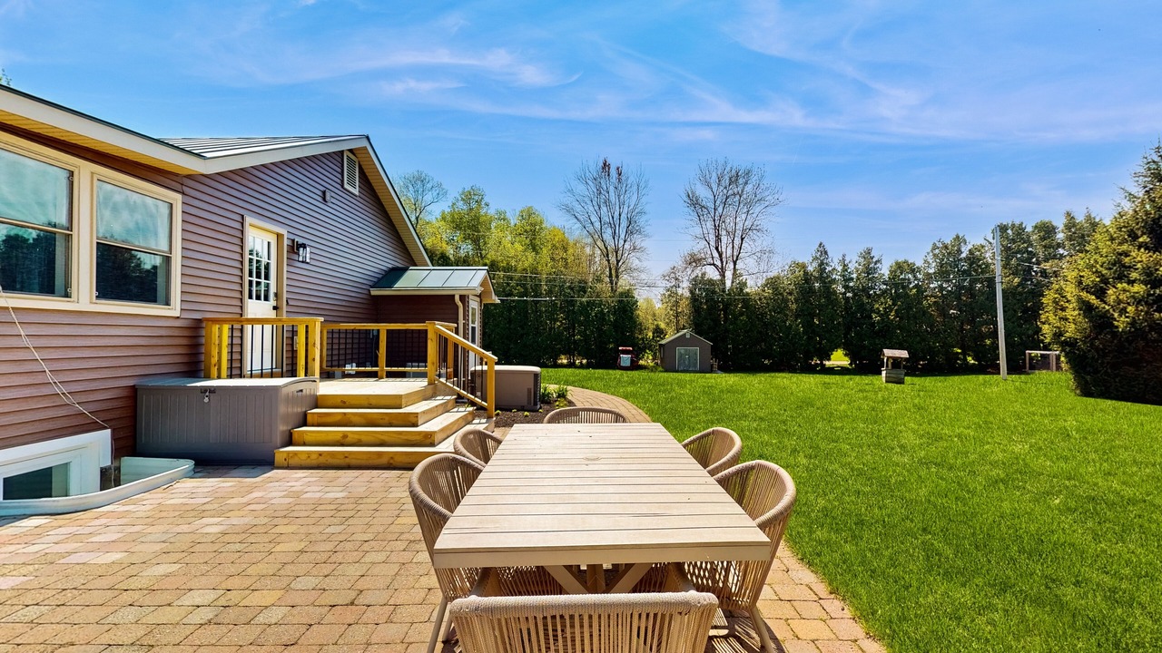 Photo of Outdoor in Malletts Bay