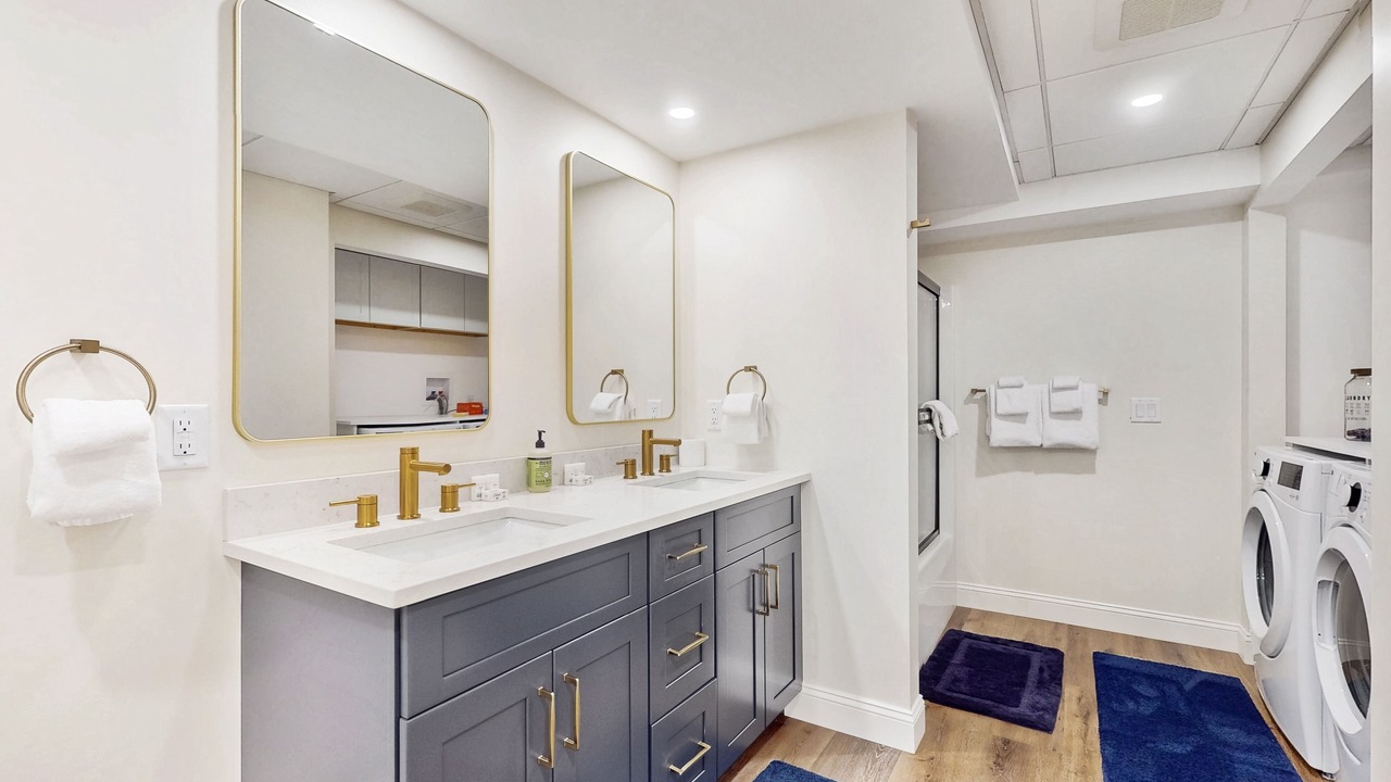 Photo of Bathroom in Malletts Bay