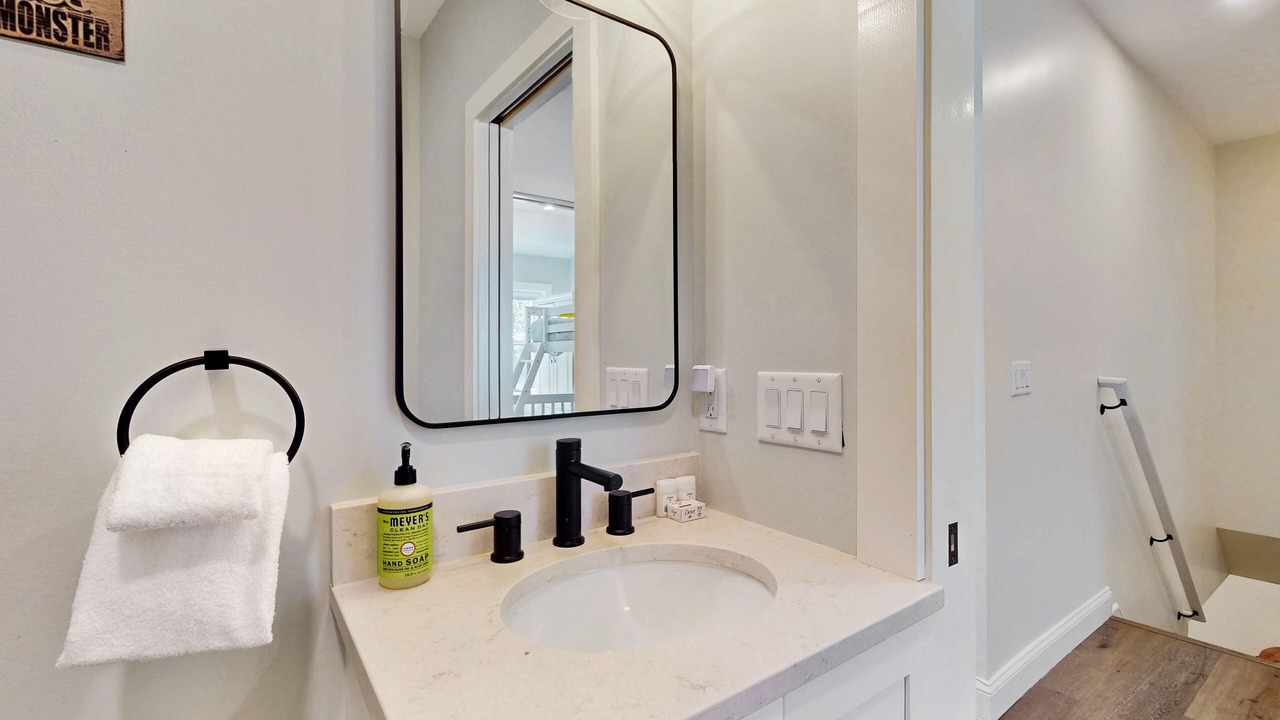 Photo of Bathroom in Malletts Bay