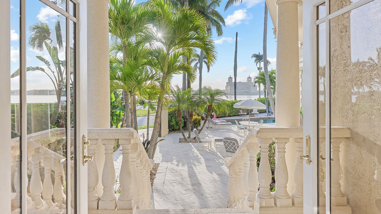 Photo of Outdoor in West Palm Beach