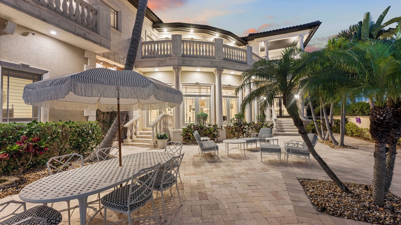 Photo of Outdoor in West Palm Beach