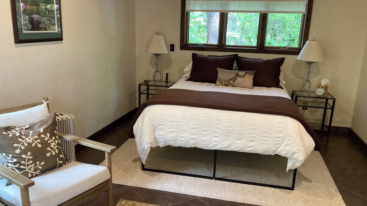 Photo of Bedroom in Murphy