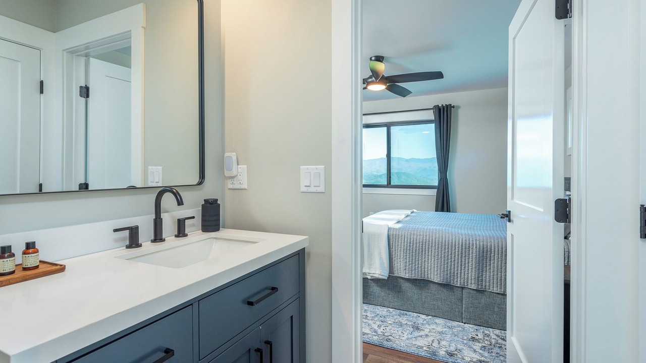 Photo of Bathroom in Old Fort