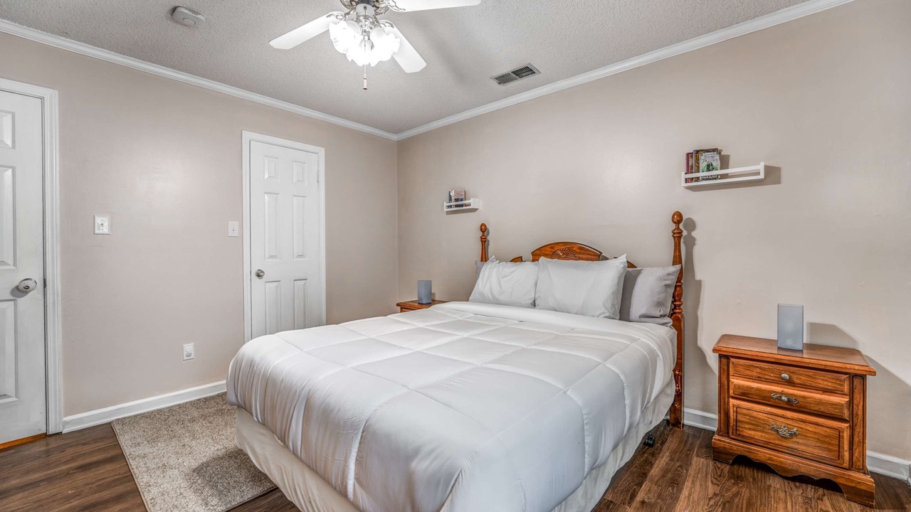 Photo of Bedroom in Bartlett