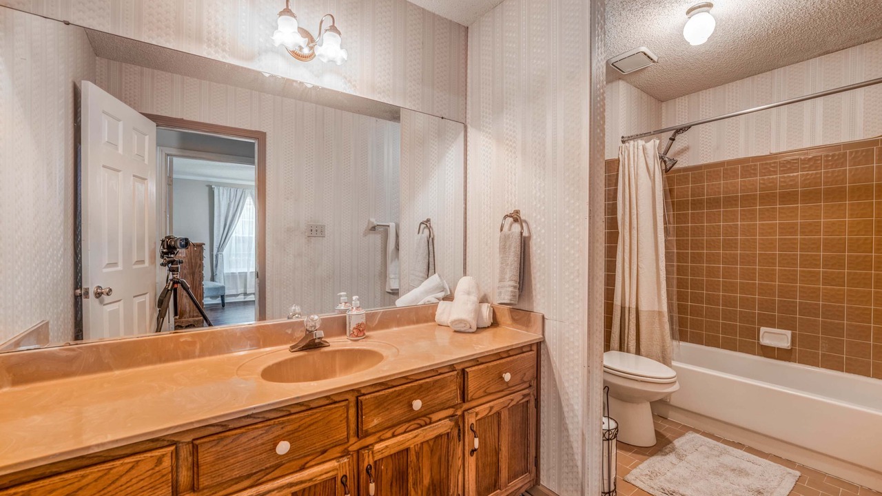 Photo of Bathroom in Bartlett