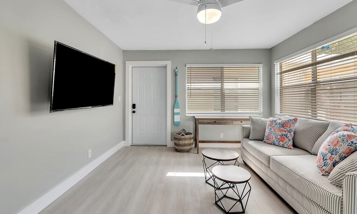 Photo of Livingroom in North Beach