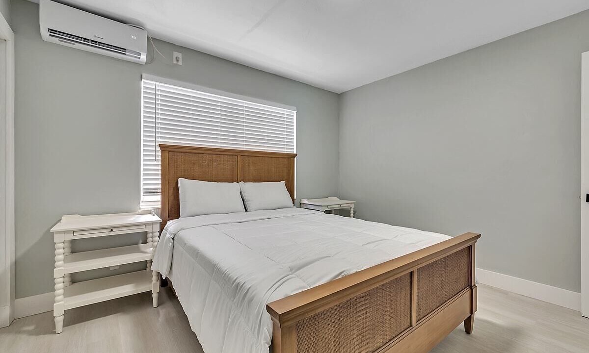 Photo of Bedroom in North Beach