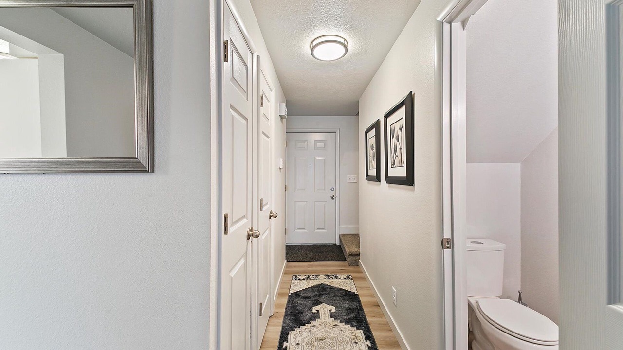 Photo of Bathroom in Depot Bench