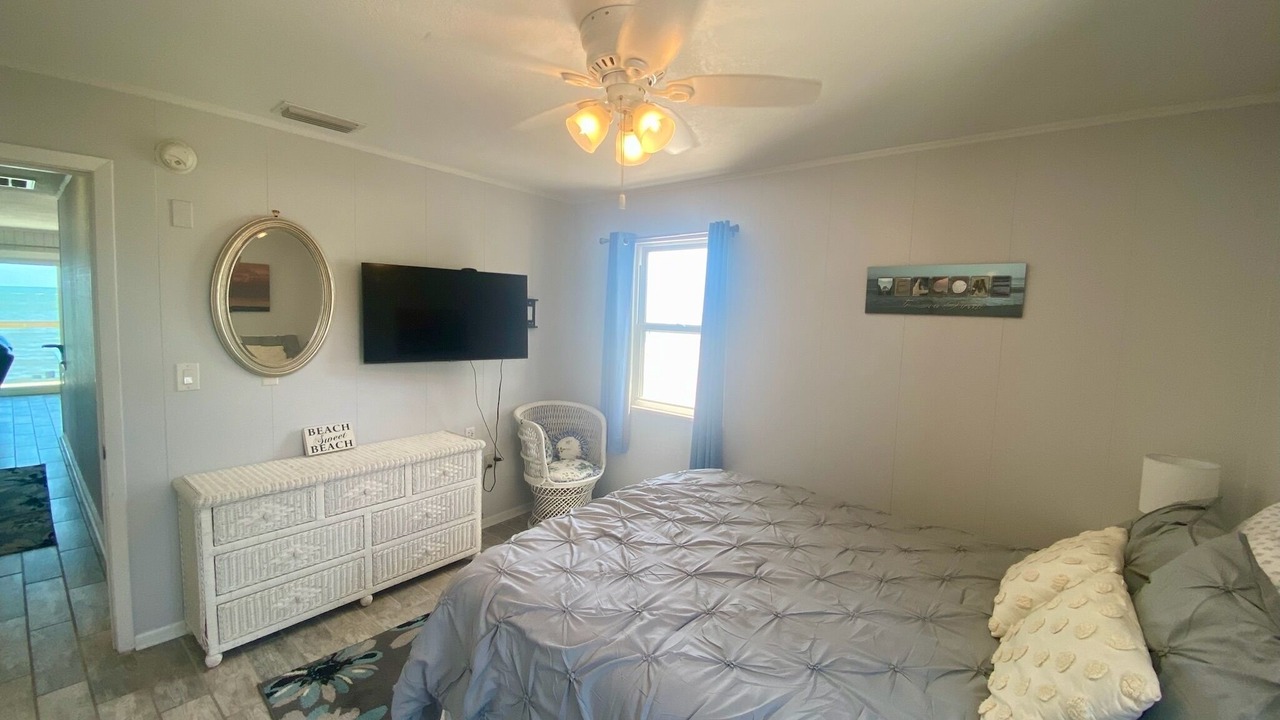 Photo of Bedroom in Alligator Point