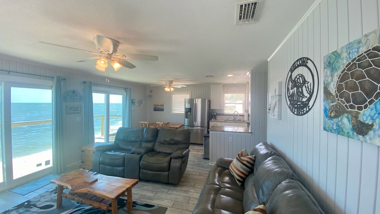 Photo of Livingroom in Alligator Point
