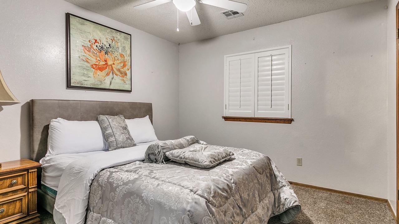 Photo of Bedroom in South Oklahoma City