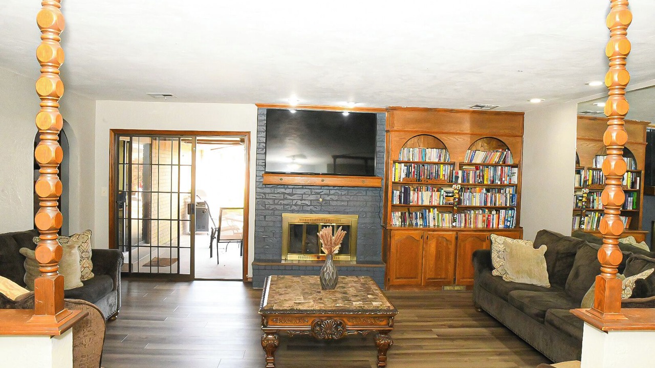 Photo of Livingroom in South Oklahoma City