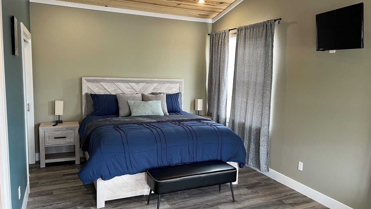 Photo of Others in Troy