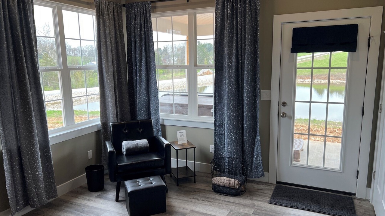 Photo of Others in Troy