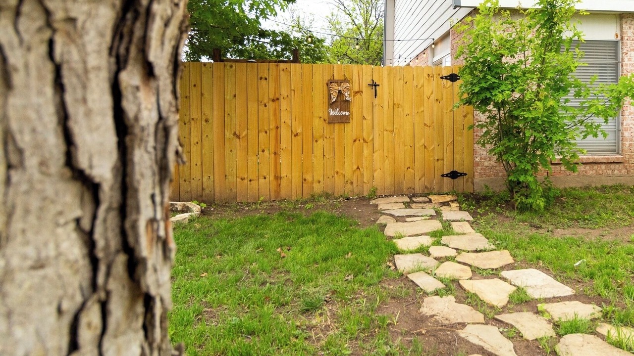 Photo of Outdoor in Pecan Valley
