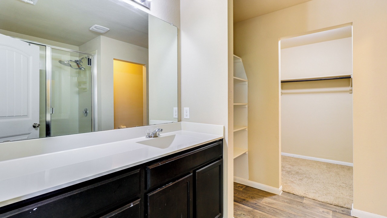Photo of Bathroom in Manor