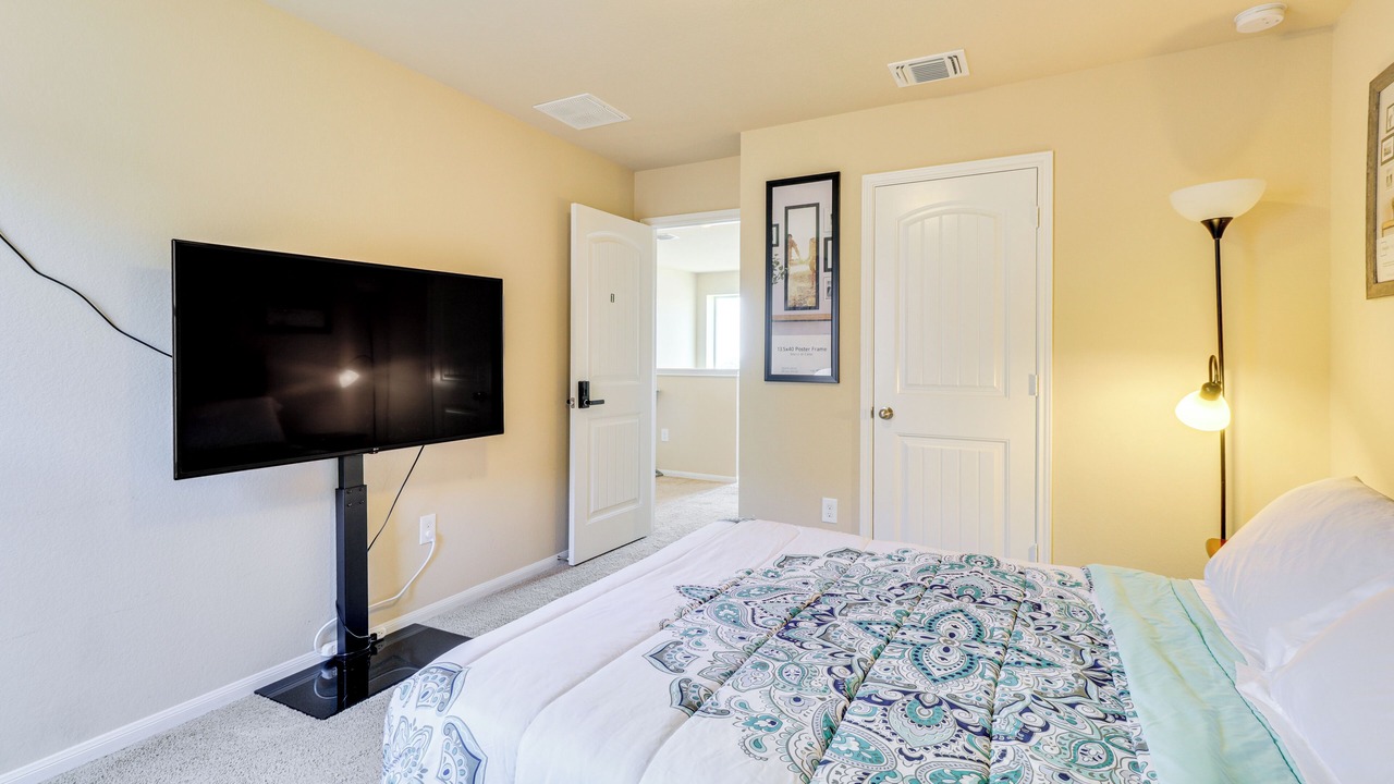 Photo of Bedroom in Manor