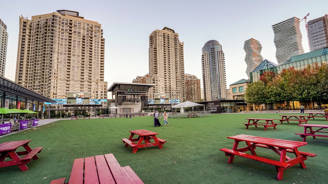 Photo of Outdoor in Downtown Mississauga