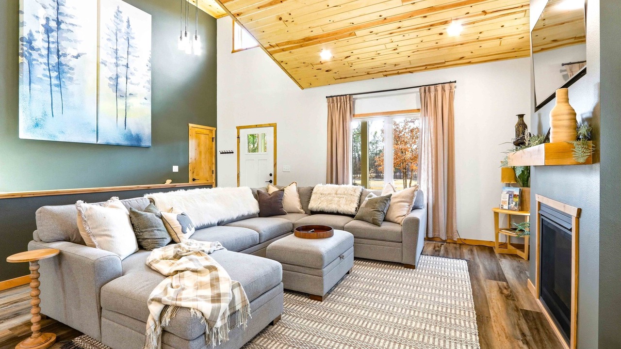 Photo of Livingroom in Nekoosa