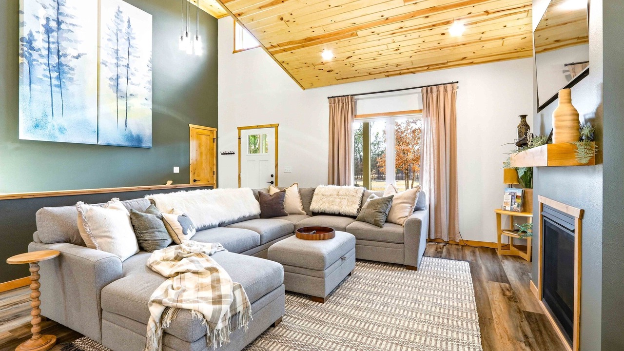 Photo of Livingroom in Nekoosa