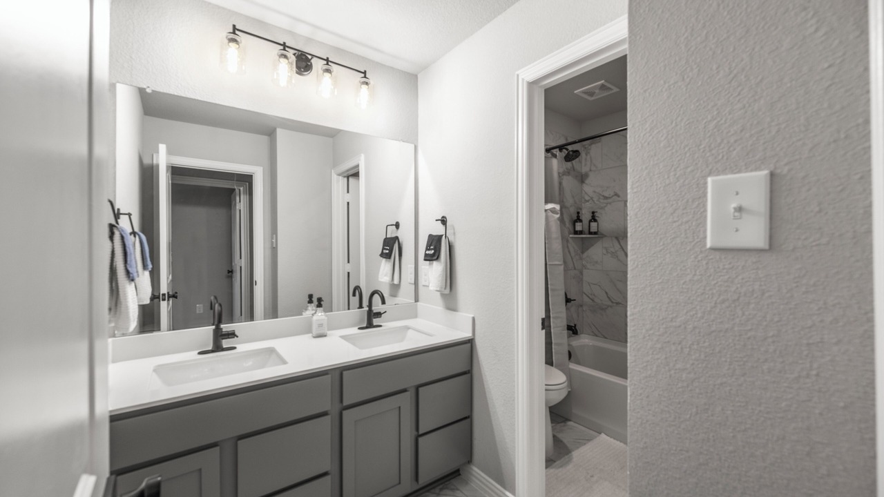 Photo of Bathroom in Sherman