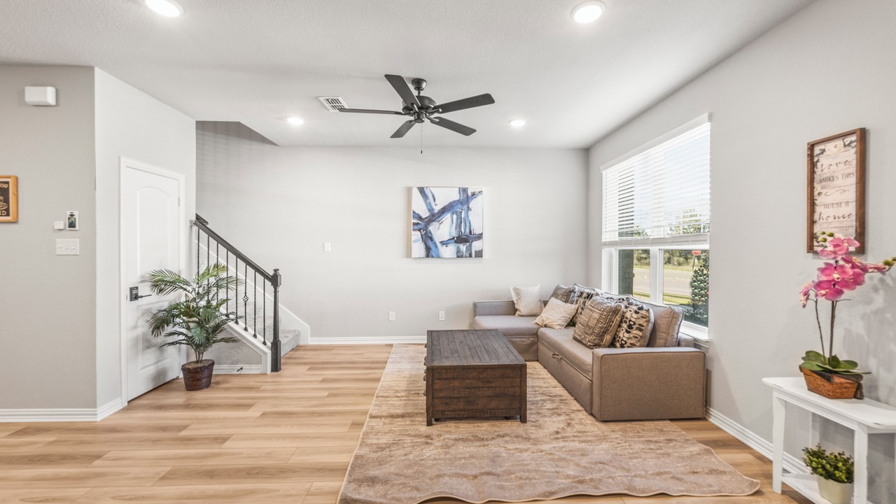 Photo of Livingroom in Sherman